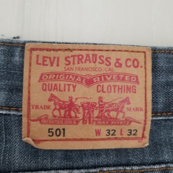 LEVI STRAUSS ORIGINAL RIVETED DISTRESS JEANS - Picture 5 of 6